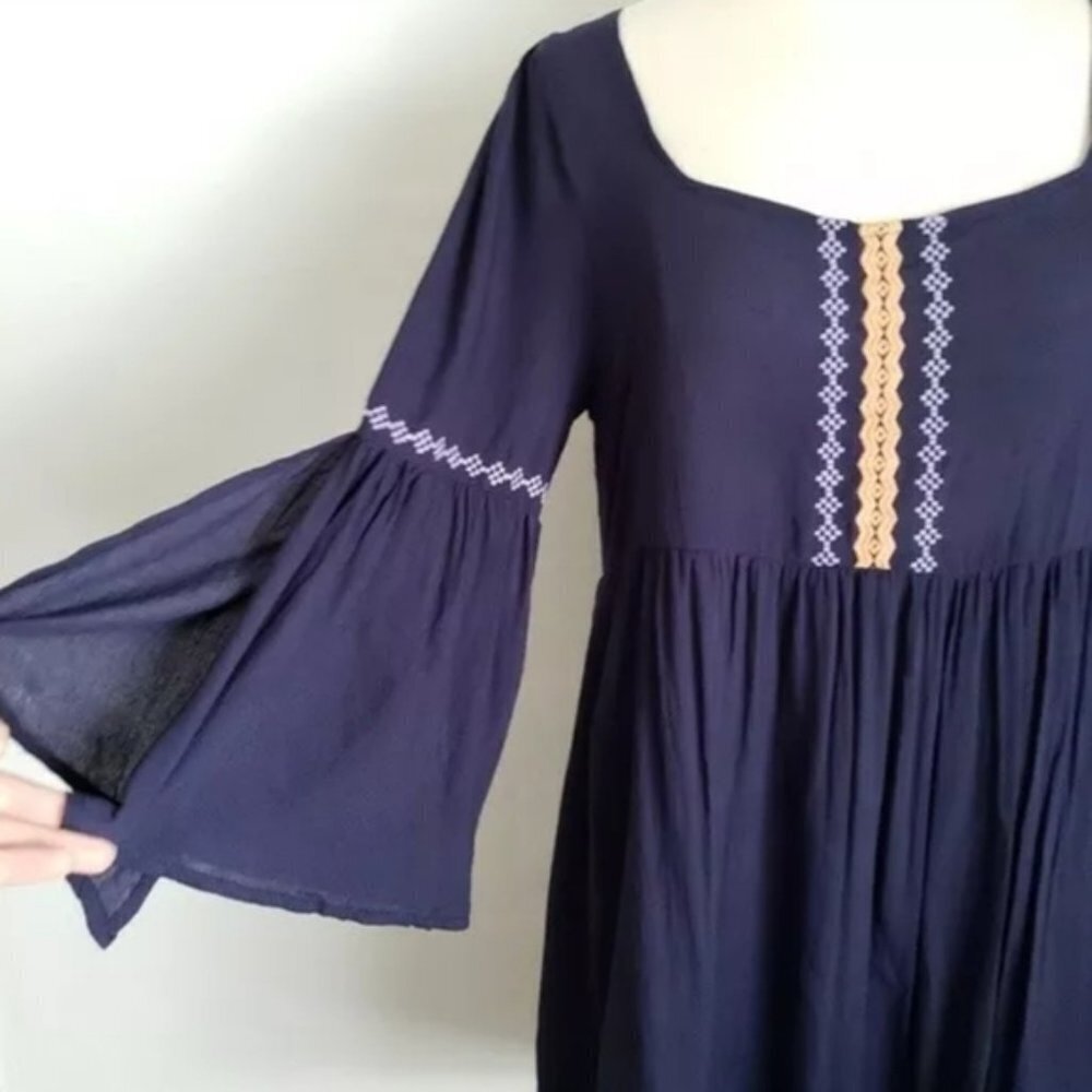 Umgee embroidered empire dress tunic bell sleeve Medium - Picture 3 of 7